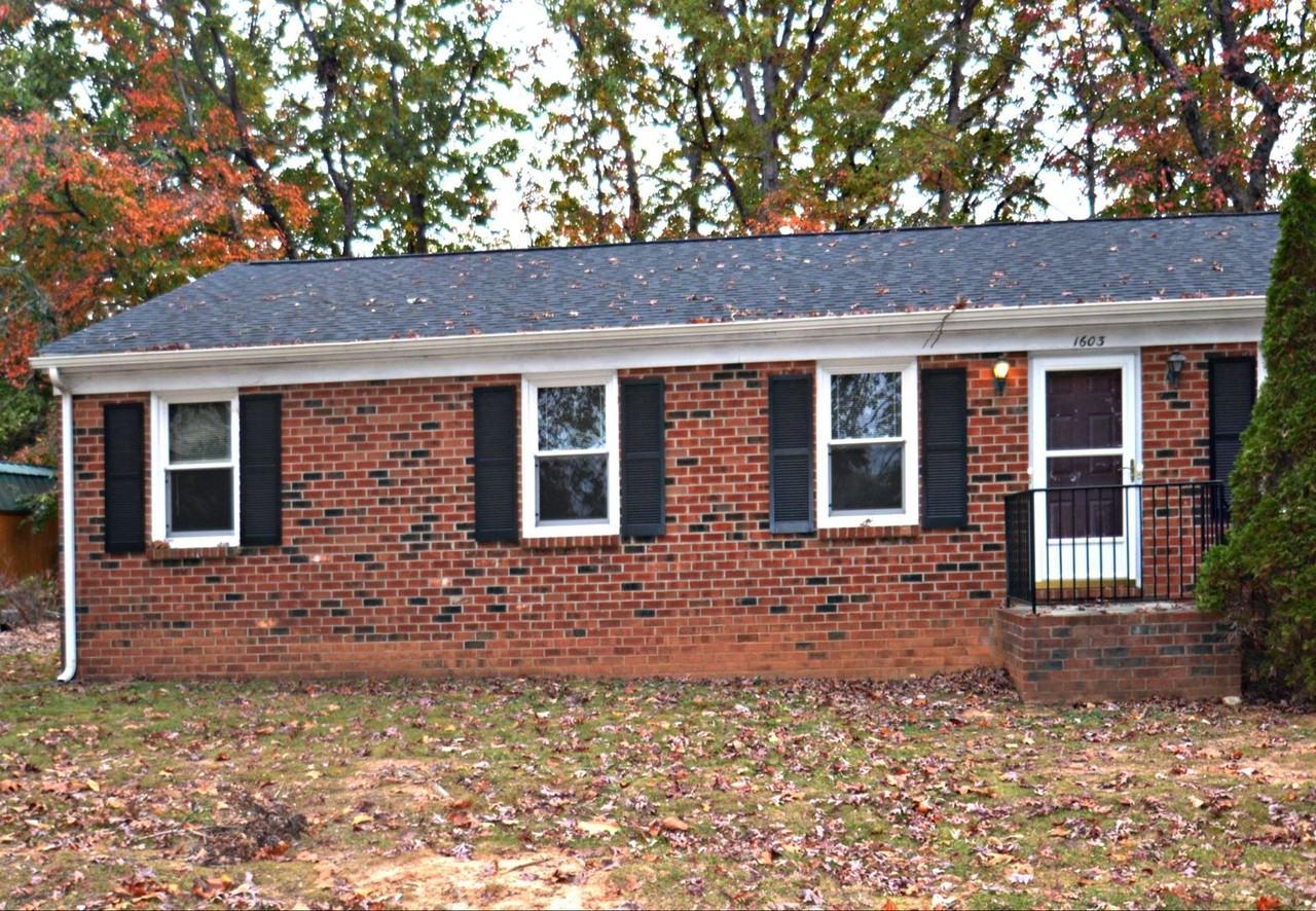 1603 Wards Ferry Rd #B - Photo 2 of 9