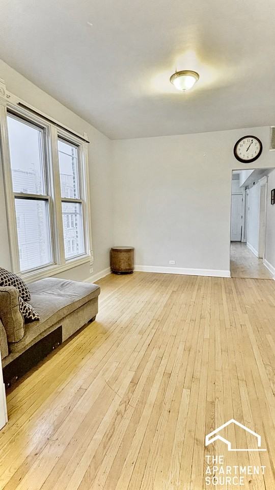 208 N Kolin Ave #3 - Photo 4 of 18