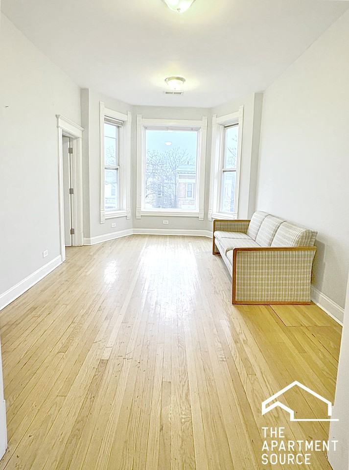 208 N Kolin Ave #3 - Photo 5 of 18