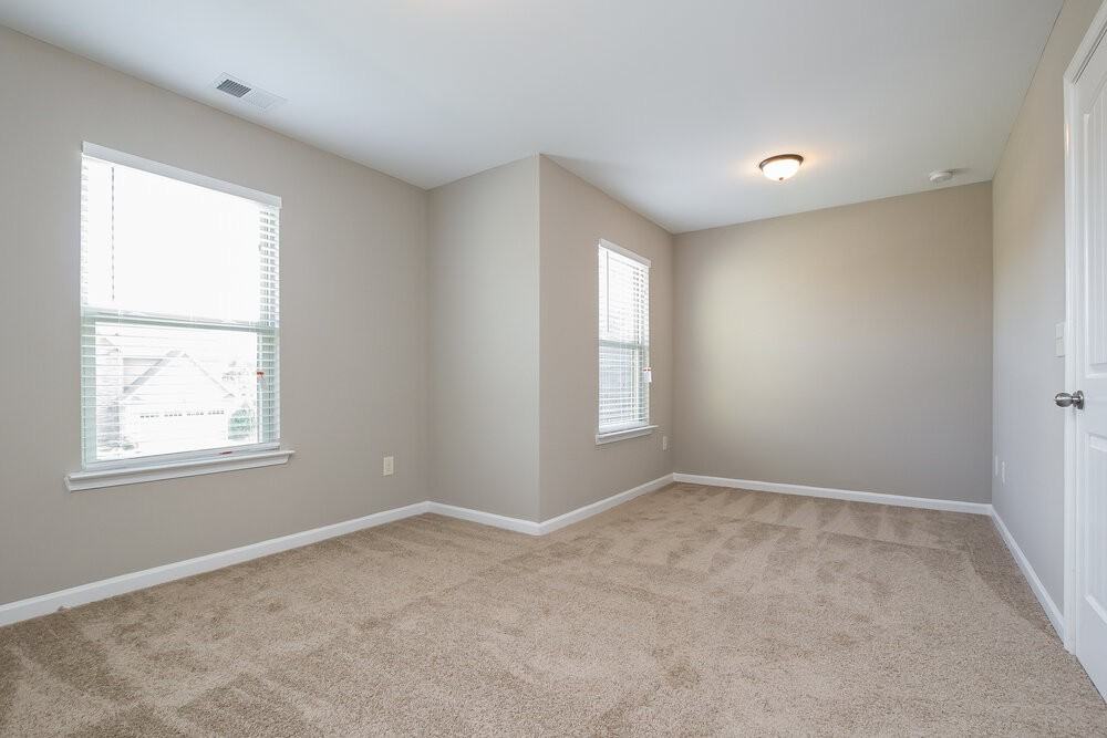 53 Hamilton Blvd Nw - Photo 7 of 15