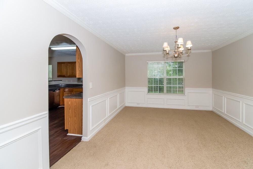 3778 Renfroe Ave - Photo 5 of 17