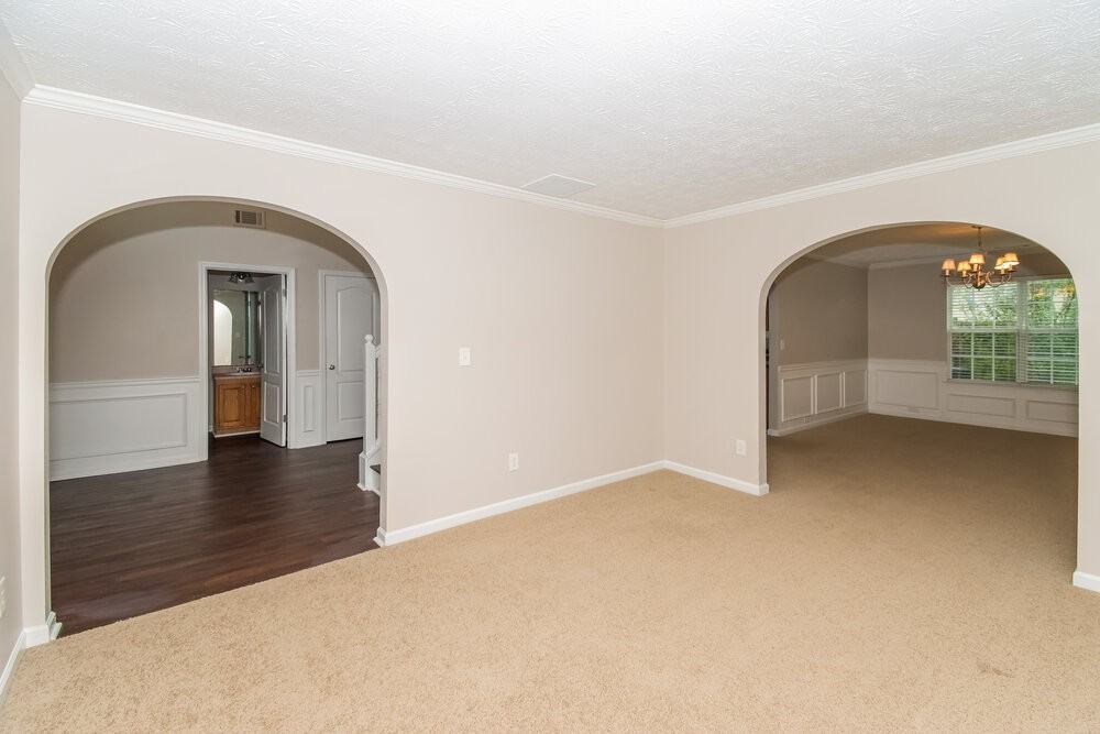 3778 Renfroe Ave - Photo 6 of 17