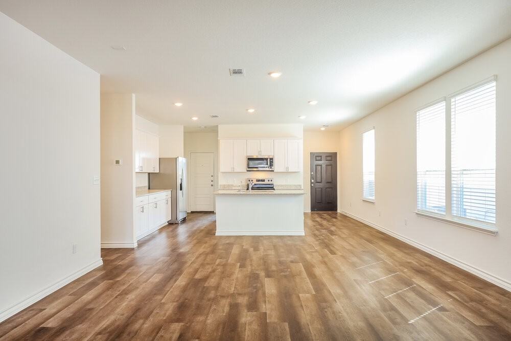 10419 Monte Carmel Pl - Photo 6 of 16