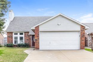 702 Ponderosa Dr - Photo 1 of 1