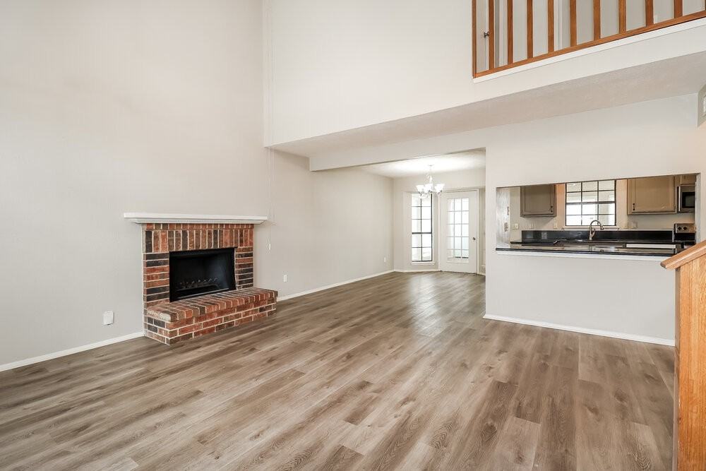 702 Ponderosa Dr - Photo 5 of 17