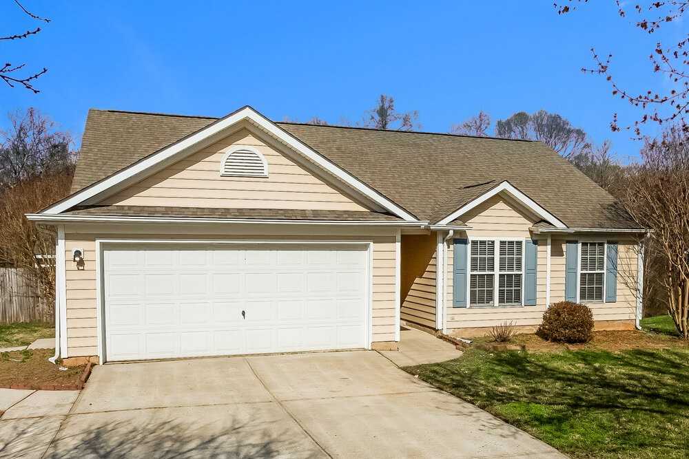 3032 Dairy Farm Dr - Photo 3 of 16