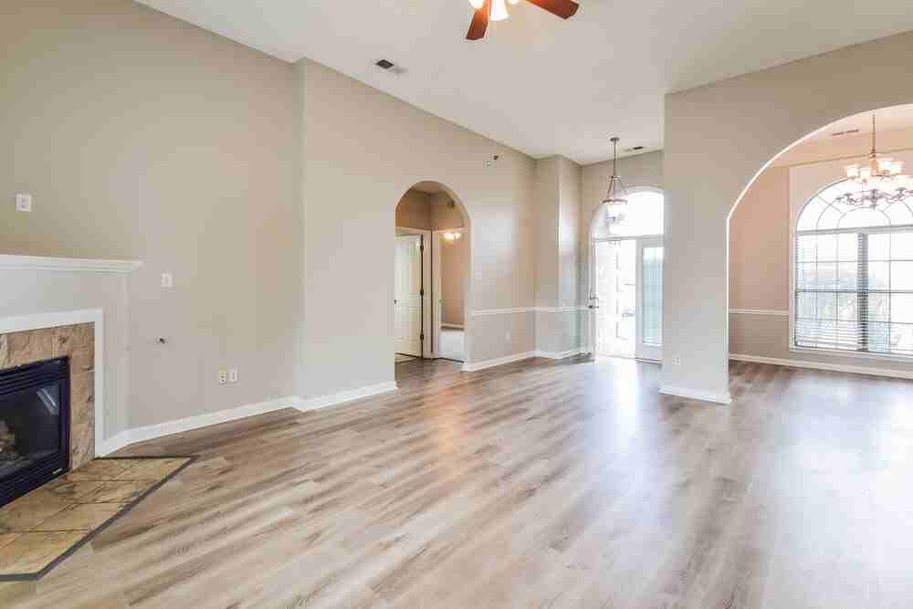 1573 Golden Oaks Loop N - Photo 5 of 17