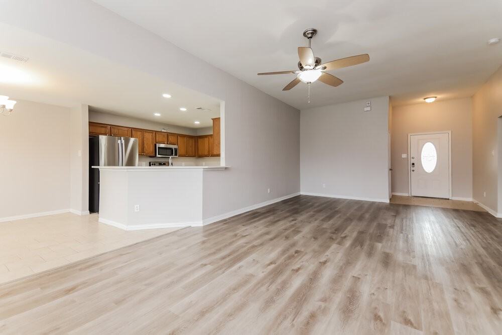 708 Mackenzie Dr - Photo 6 of 16