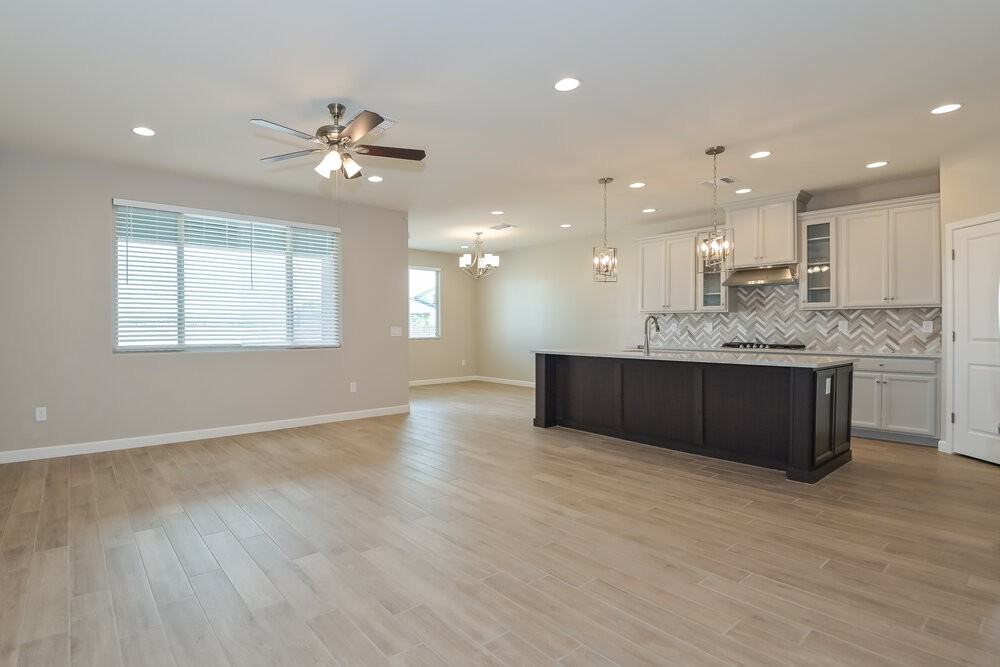 13854 E Red Oaks Dr - Photo 4 of 16