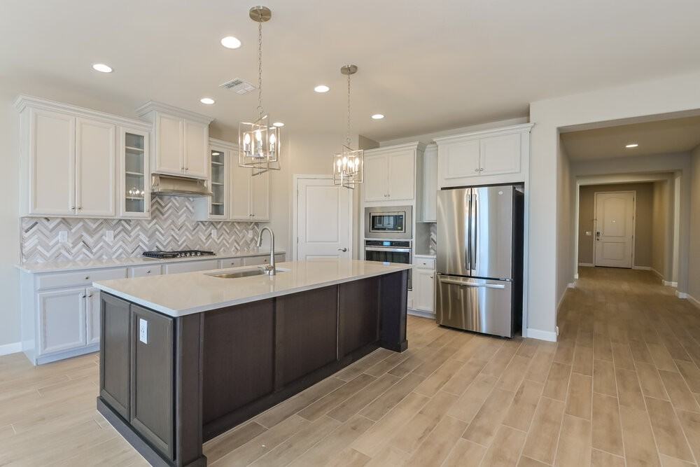 13854 E Red Oaks Dr - Photo 6 of 16