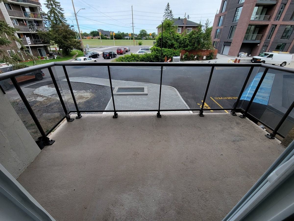 Coté Manor - Photo 5 of 7