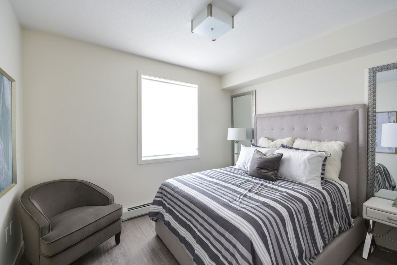 Pines Edge II - Photo 4 of 13