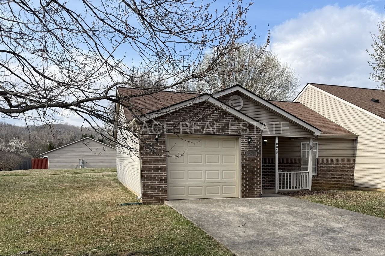 10045 Gate Post Way - Photo 2 of 14