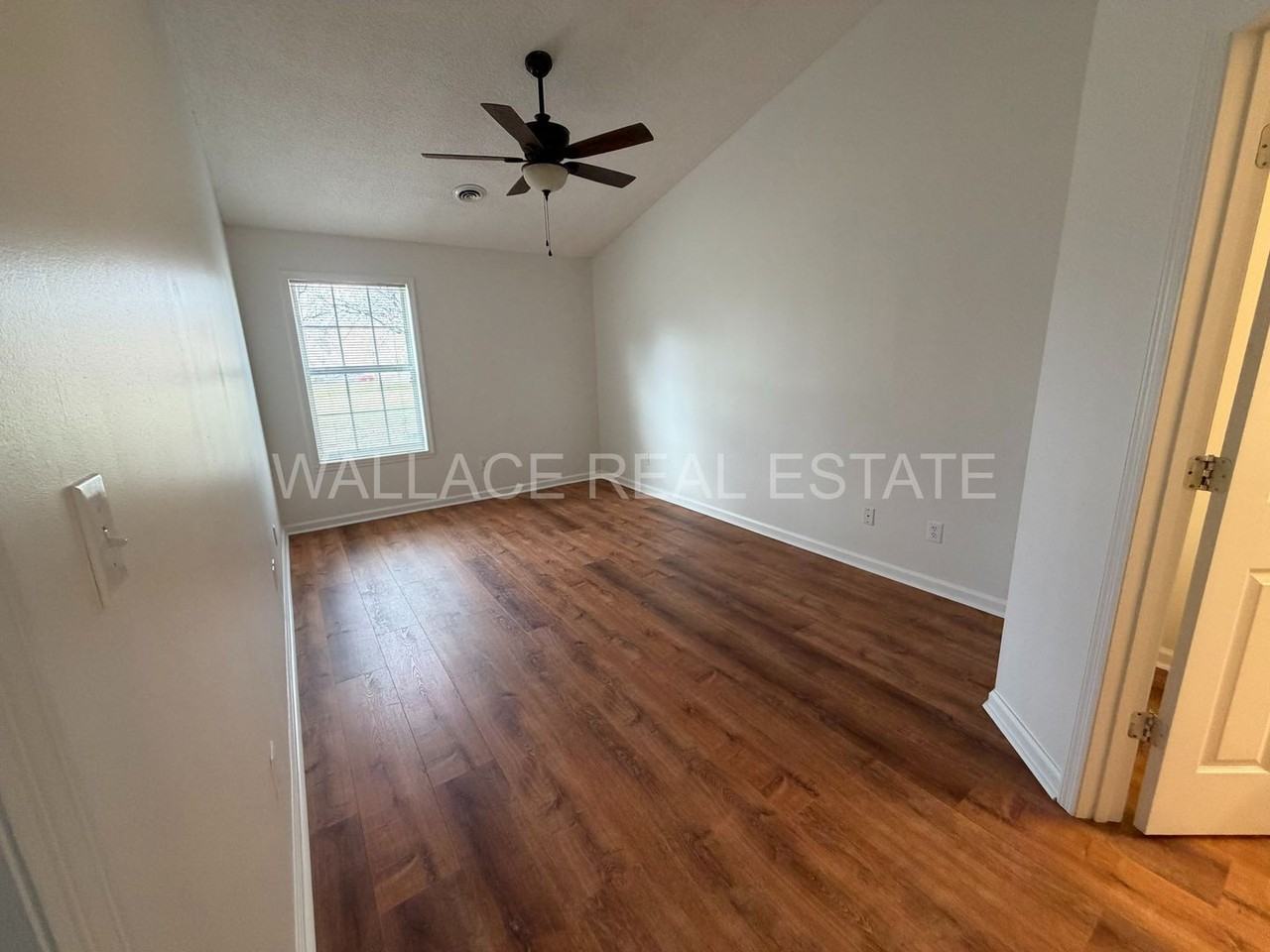 10045 Gate Post Way - Photo 7 of 14