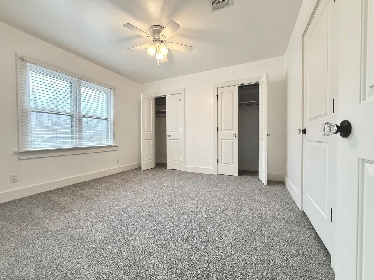 617 1/2 Nw 35th St - Photo 6 of 18