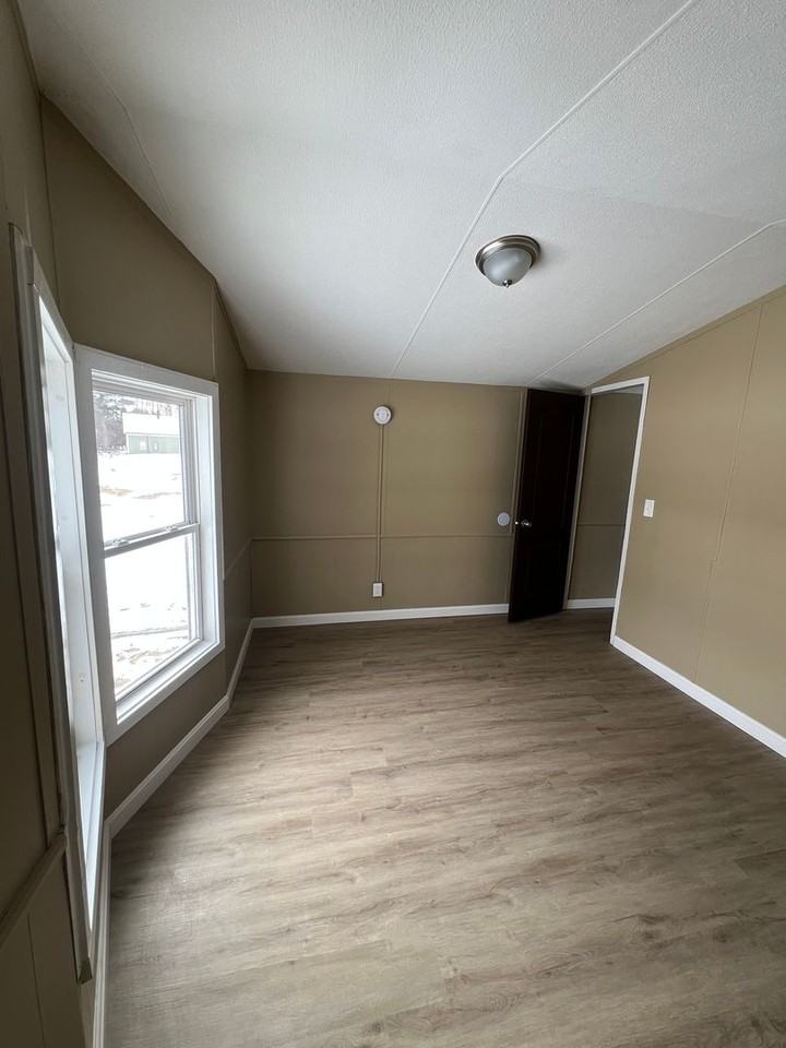 1582 Hill Rd - Photo 2 of 10