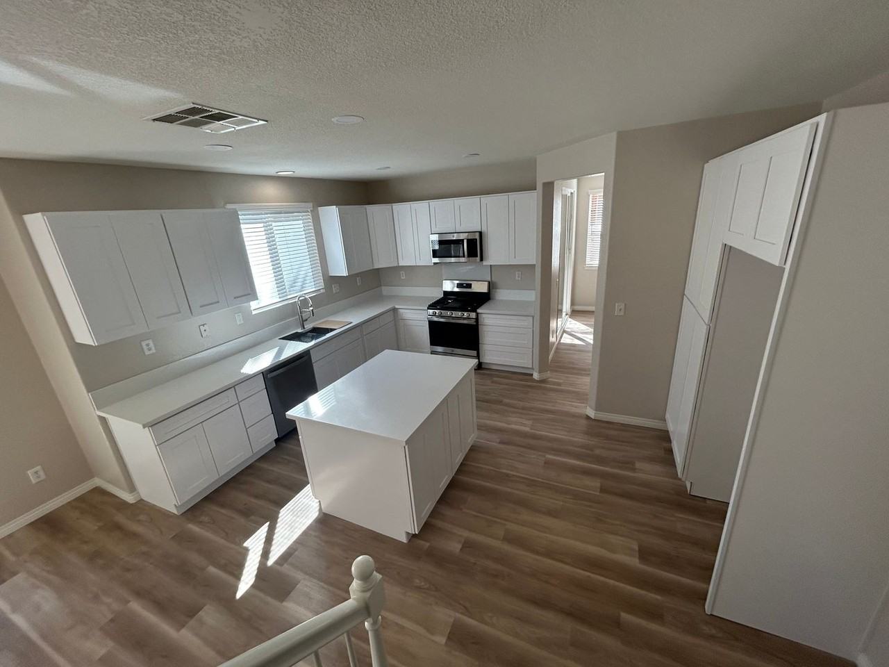 33139 Puffin St - Photo 4 of 27