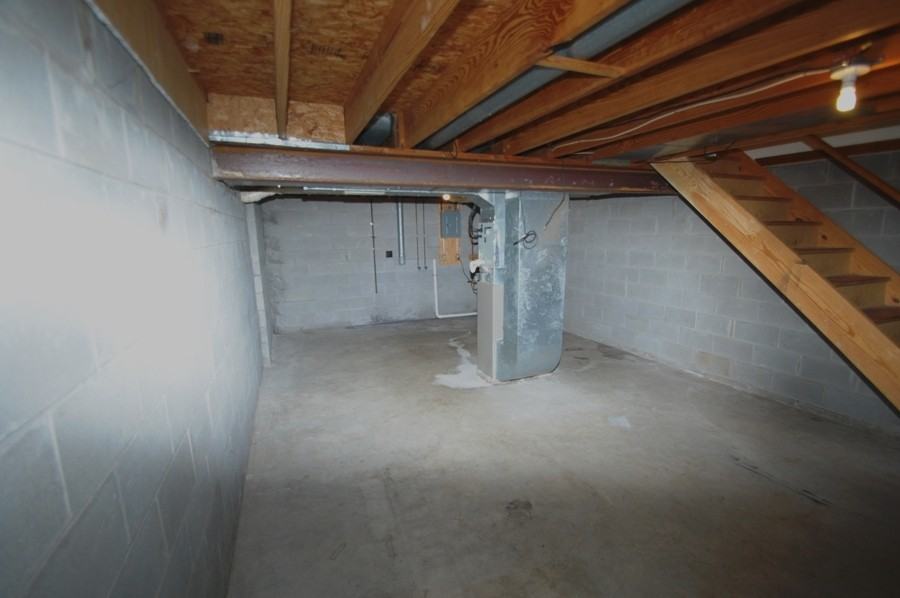 519 S Silverwood Ln #C - Photo 4 of 6