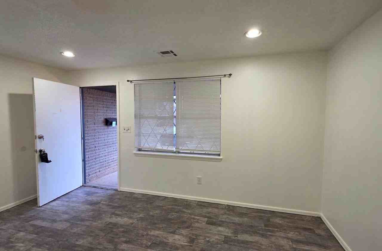 3416 Lazy Ln - Photo 2 of 25