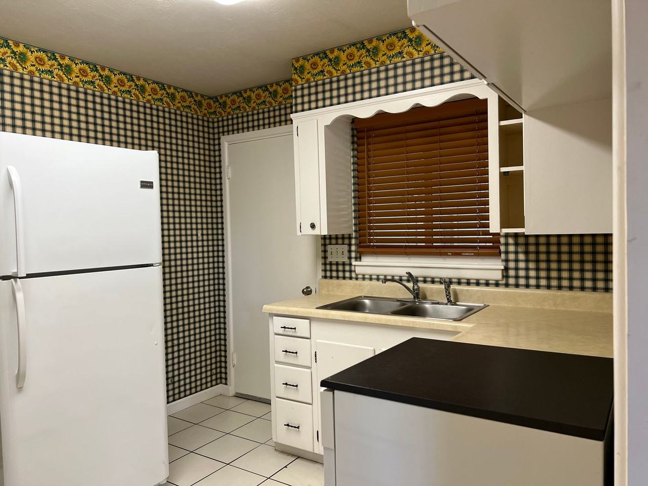 22 Fairmont Dr - Photo 6 of 18