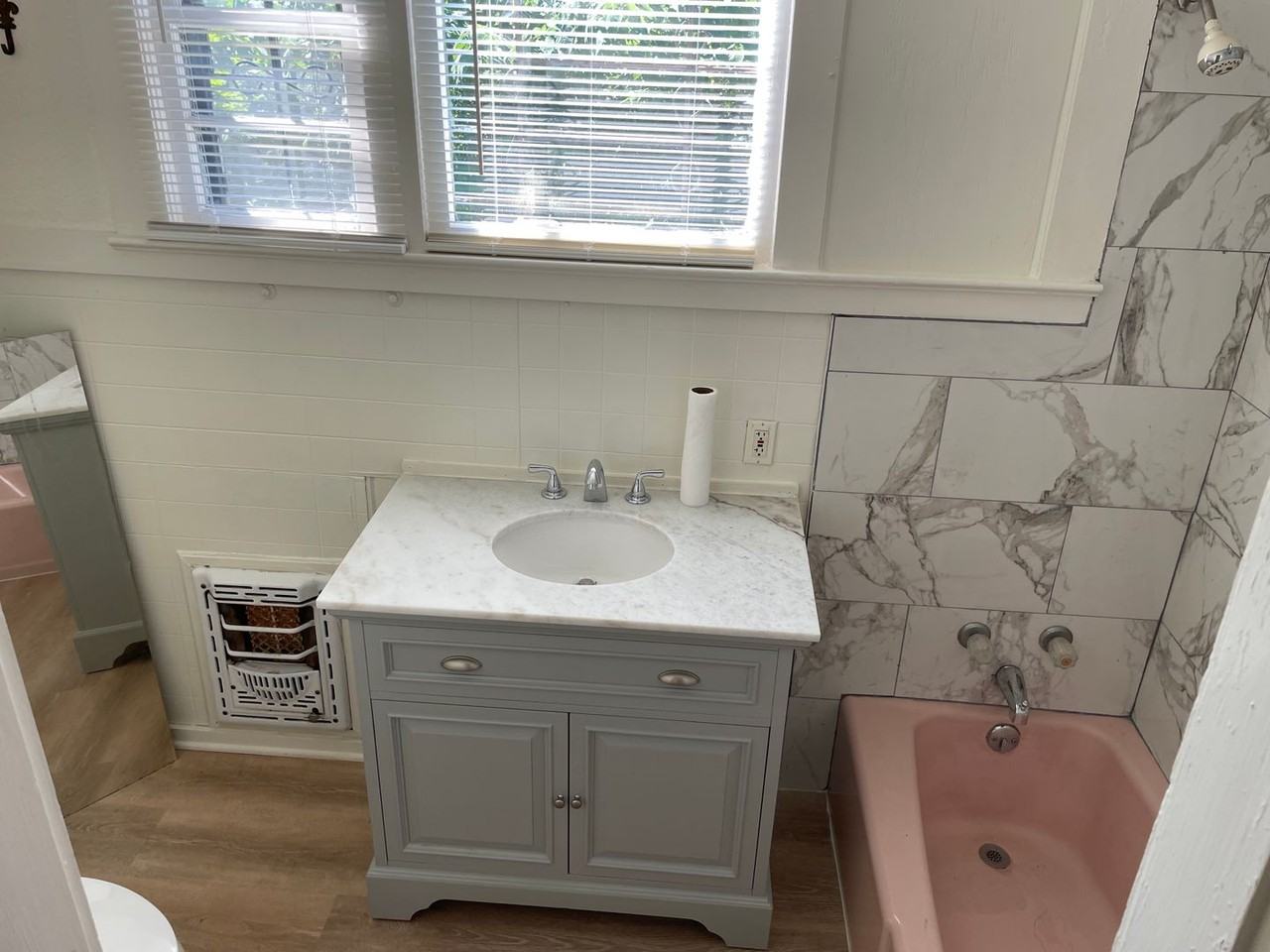 801 East Blvd - Photo 5 of 16