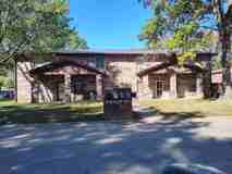 605 Boxwood dr - Photo 1 of 1