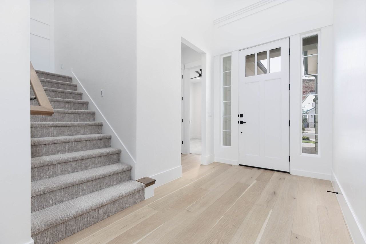 329 S Water Course Dr - Photo 5 of 35