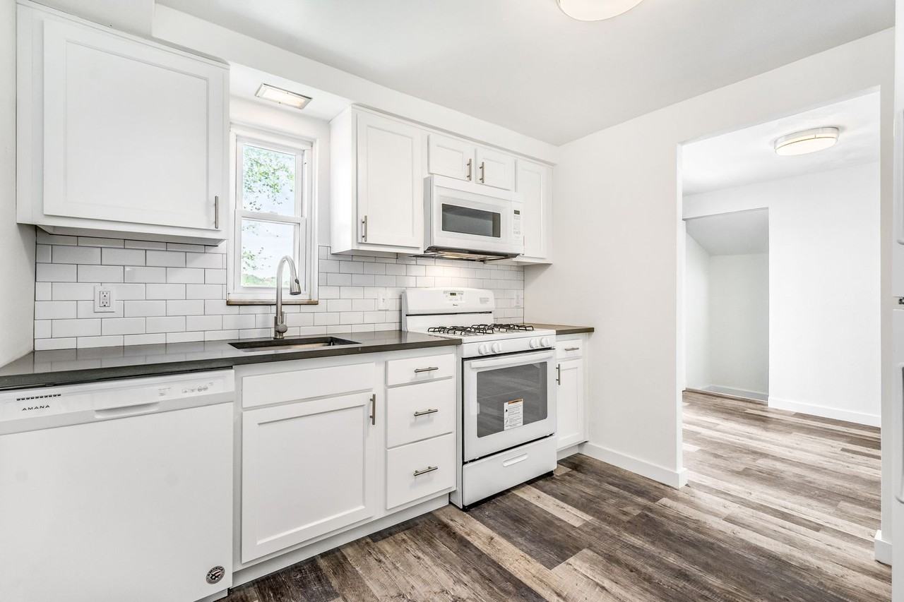 2124 Fairland St - Photo 7 of 19