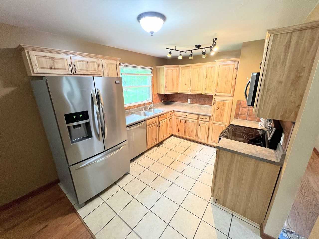 1585 Rainbow Forest Dr - Photo 5 of 13