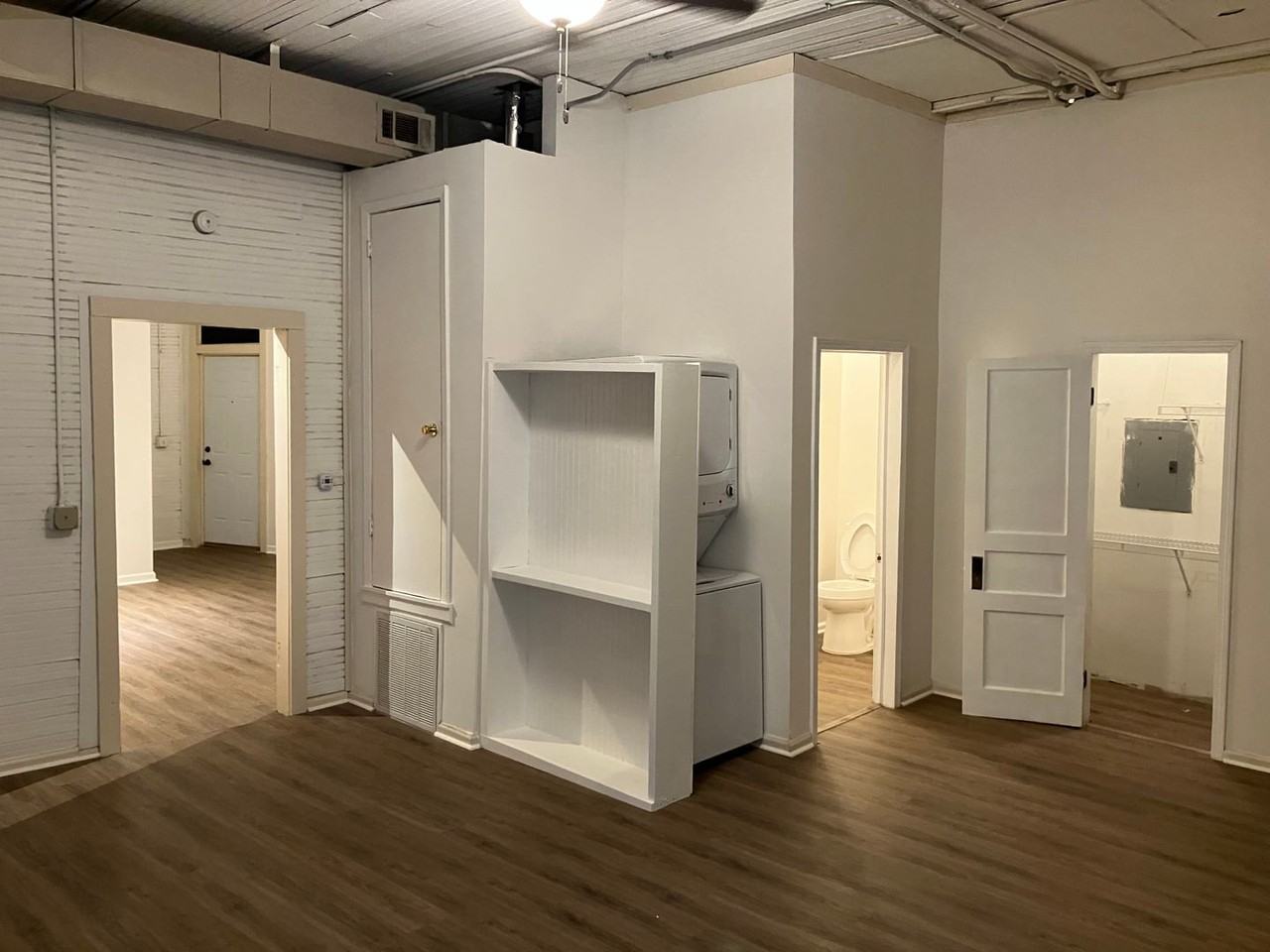 111 N Spring St - Photo 5 of 6