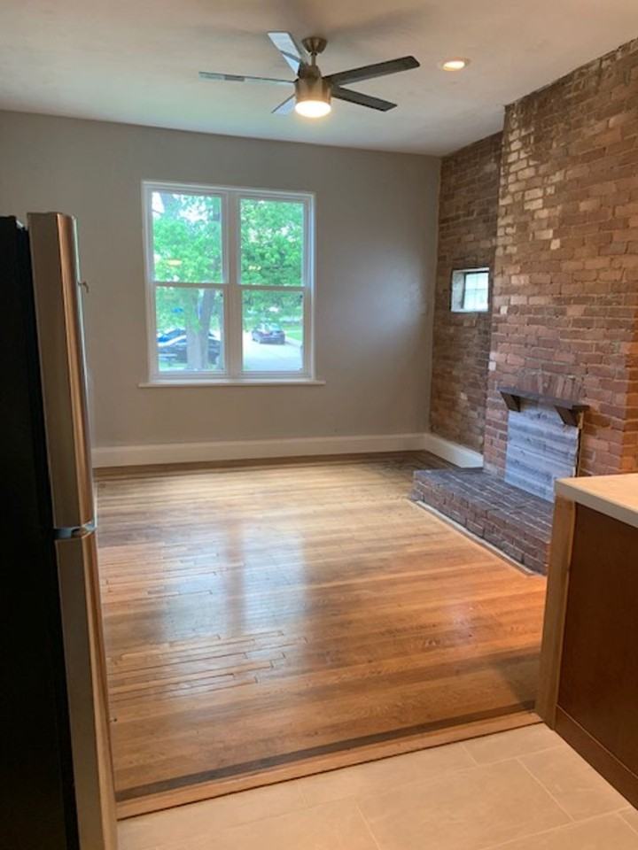 211 S Saint Clair - Photo 3 of 24