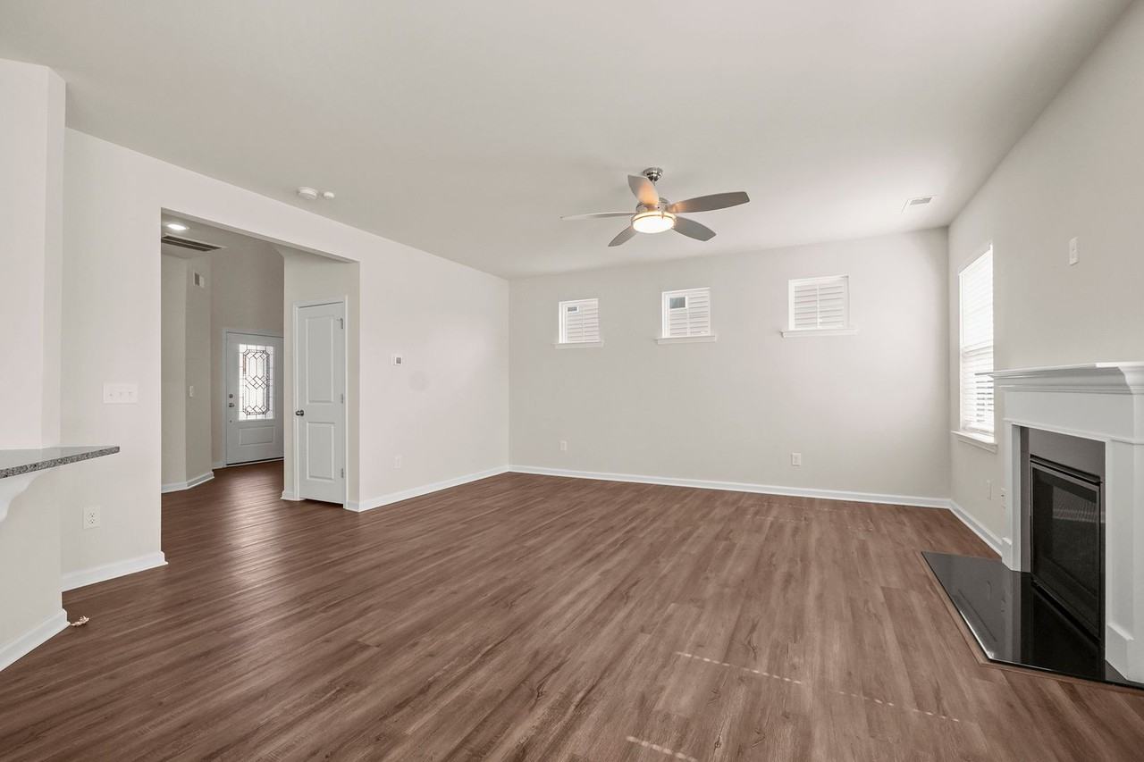 12843 Canterbury Castle Dr - Photo 5 of 32