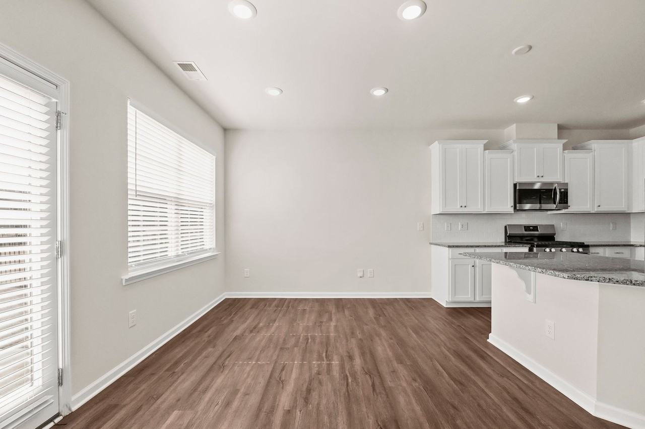 12843 Canterbury Castle Dr - Photo 7 of 32