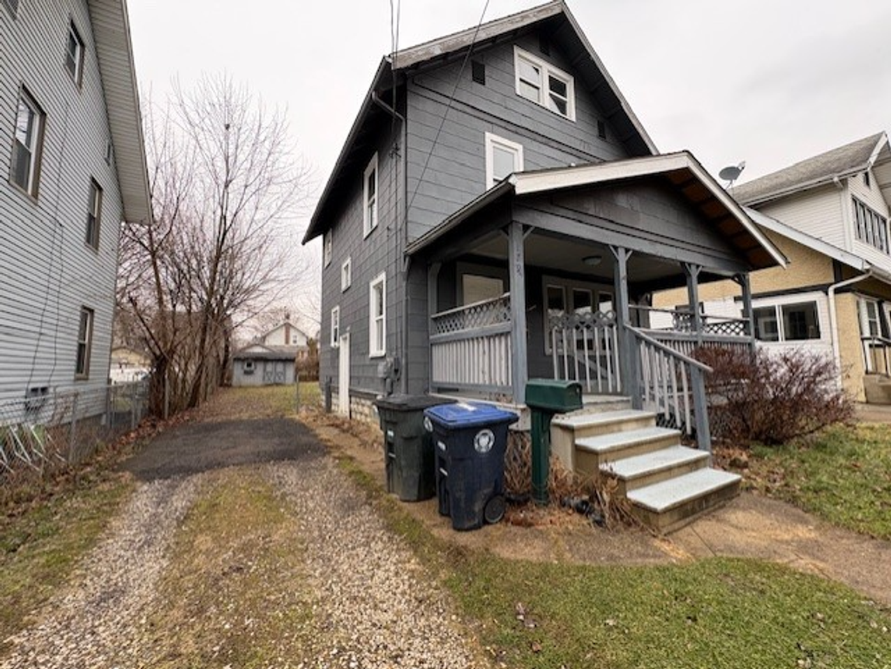 179 E Mapledale Ave - Photo 2 of 12