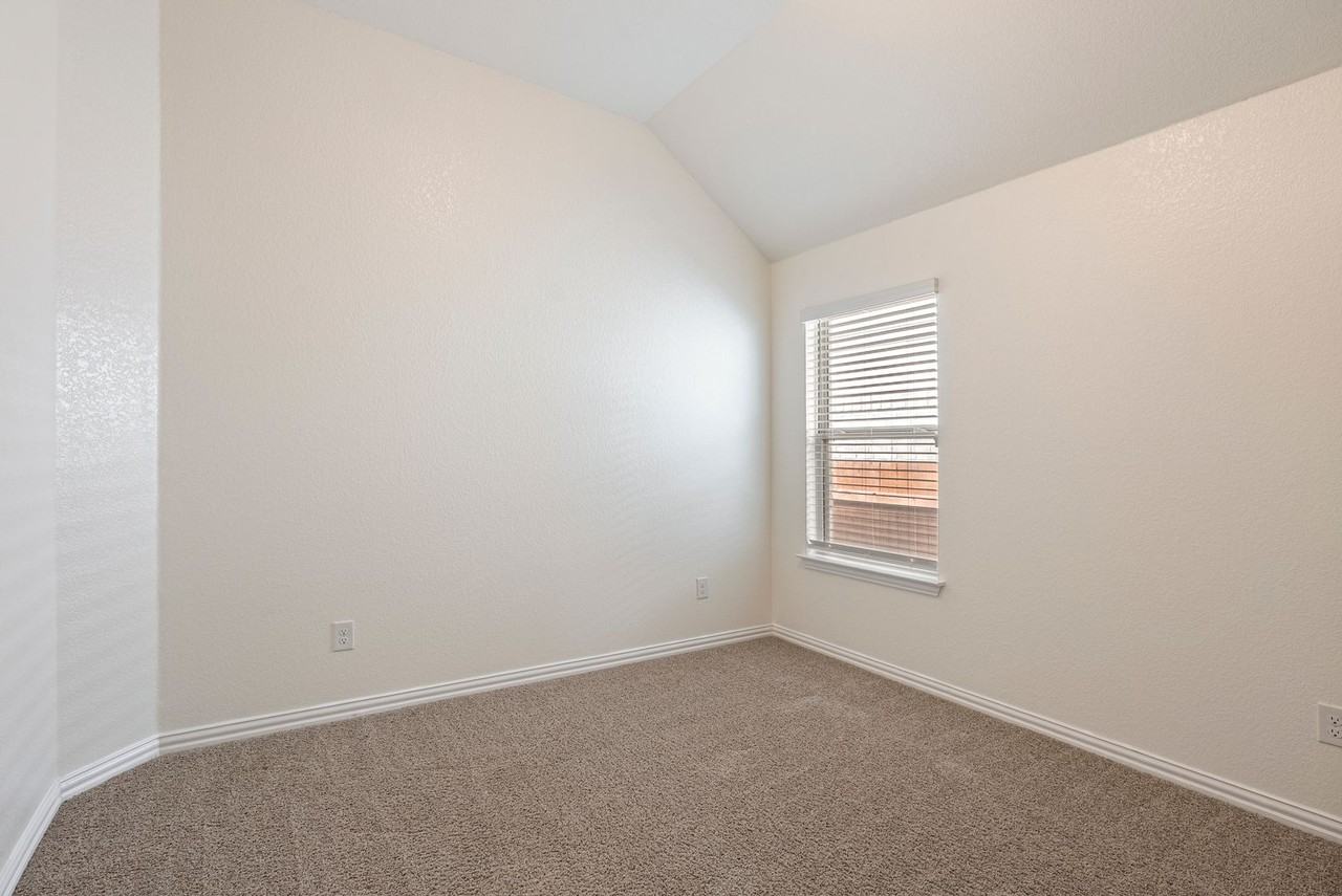 296 Durian Loop - Photo 7 of 26