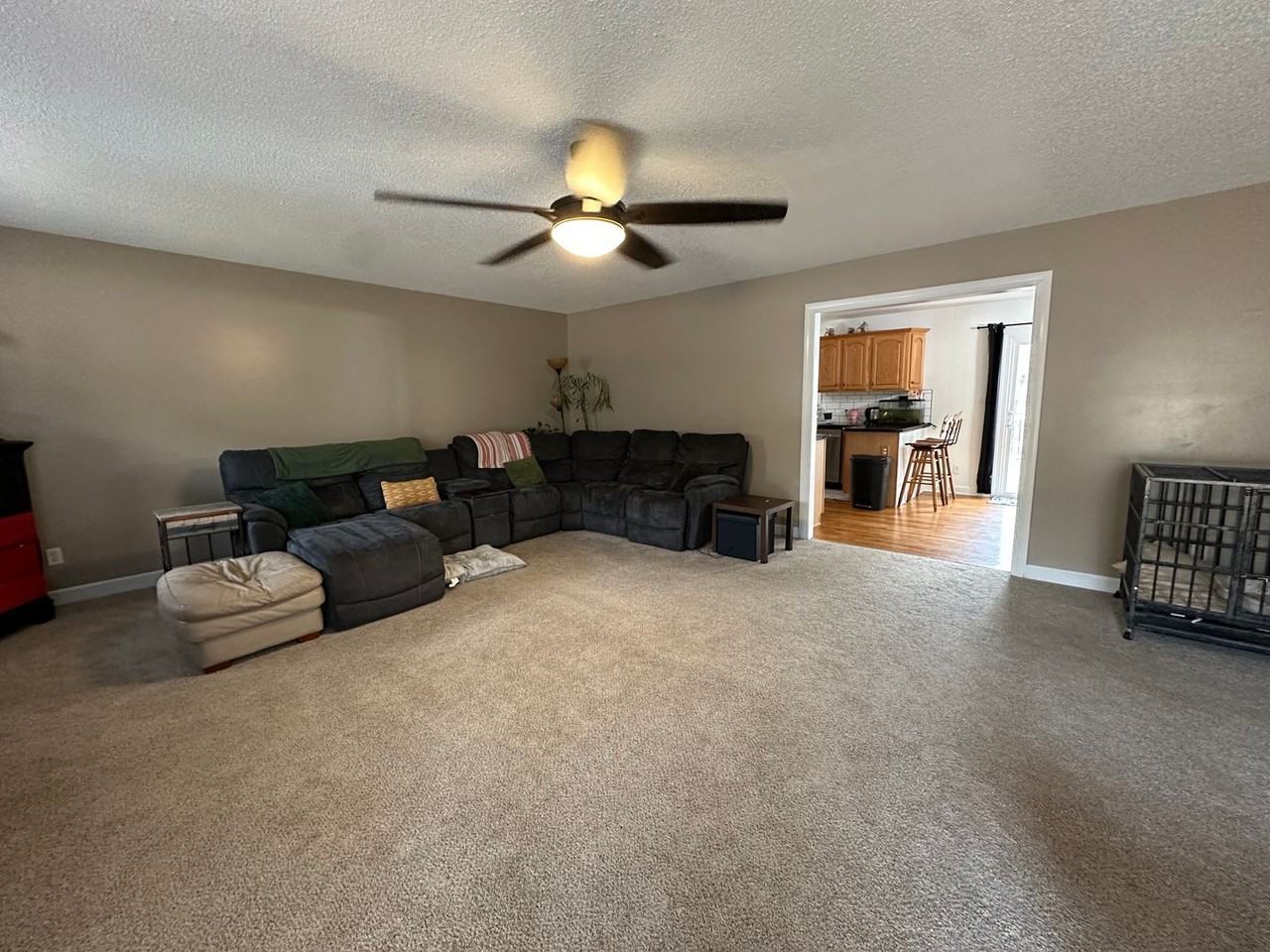 308 Seeview Ln - Photo 3 of 10