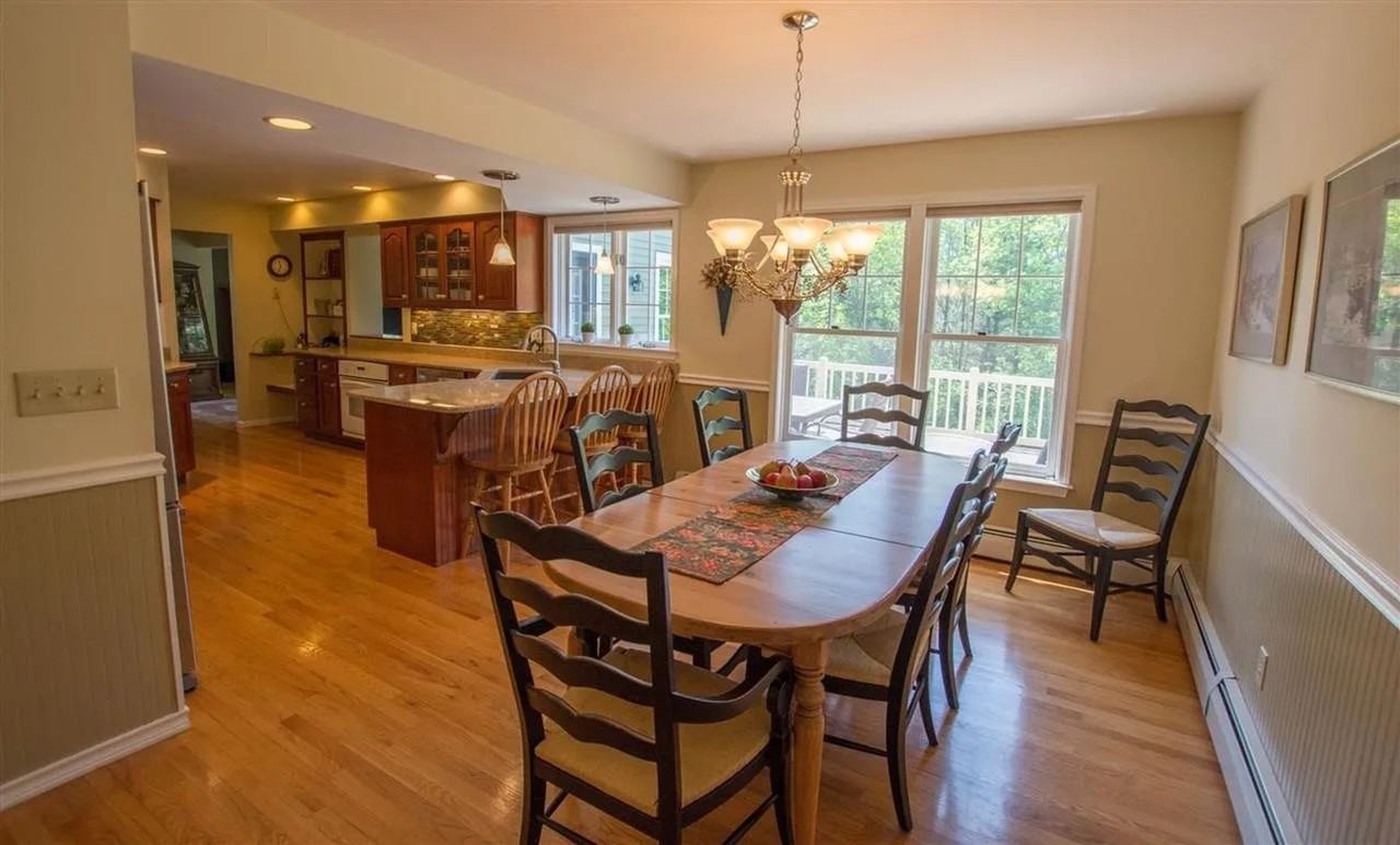 101 Brookside Dr - Photo 4 of 38