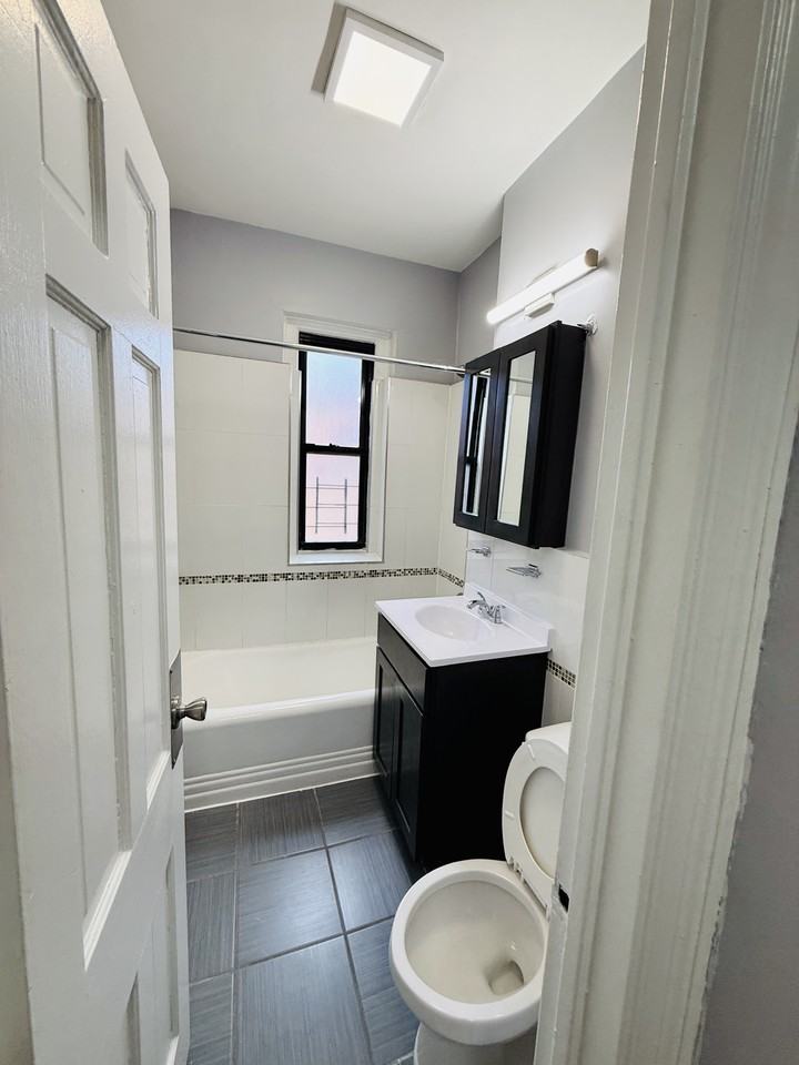 33 South Munn Avenue #4D - Photo 5 of 14