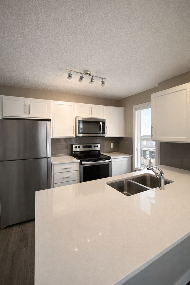 394 Windermere Road Northwest 320 - Photo 3 of 14