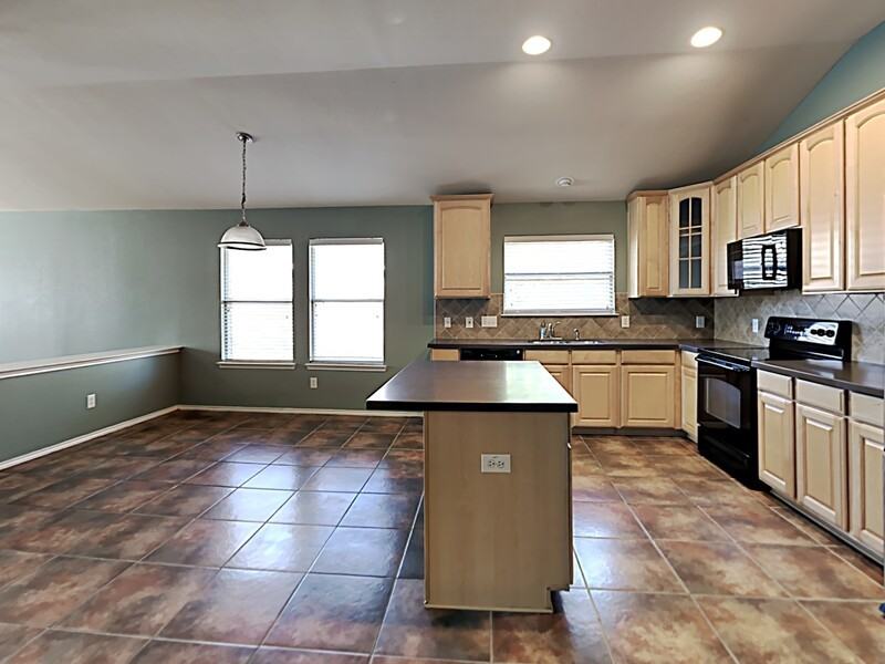 3251 Torio - Photo 5 of 18