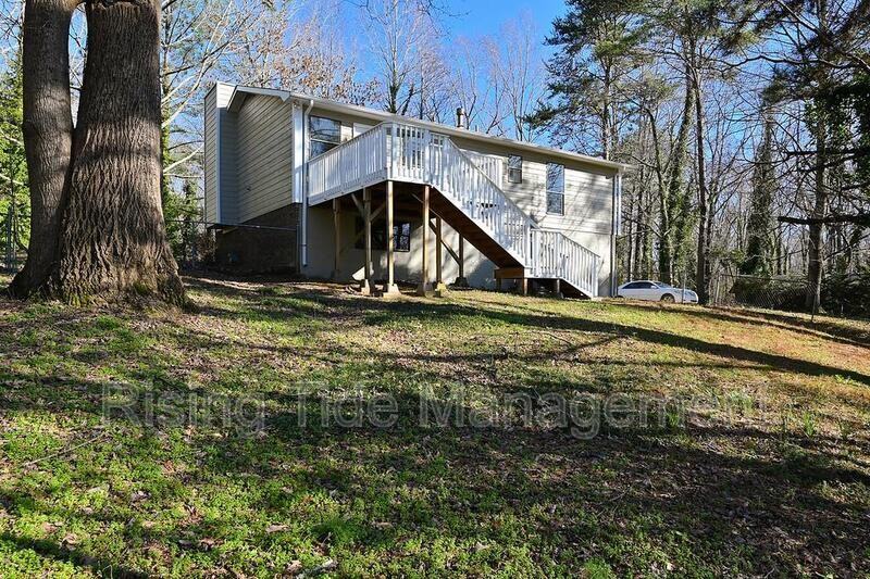 436 10th Ct - Photo 4 of 42