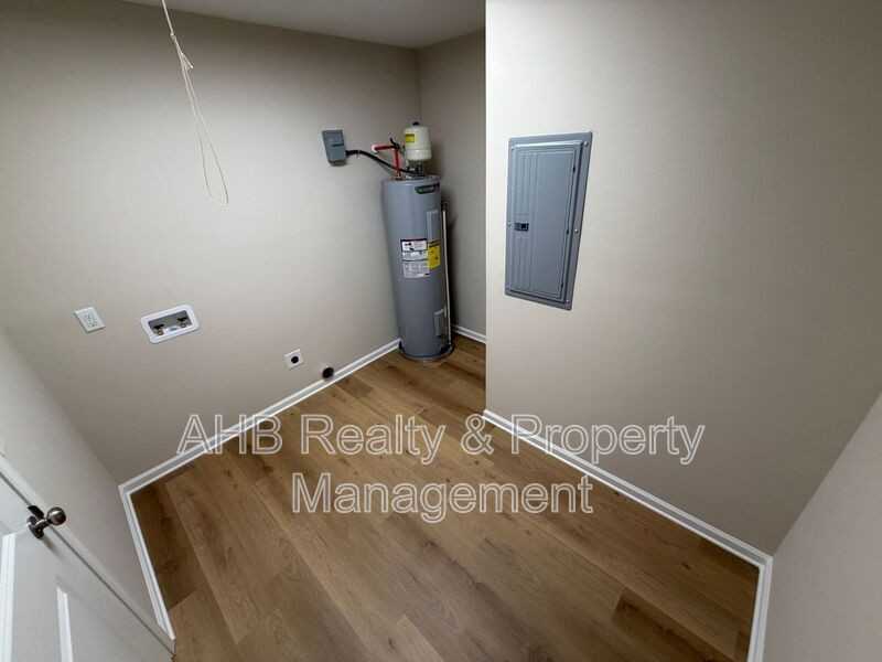 511 Maryland Ave - Photo 6 of 16