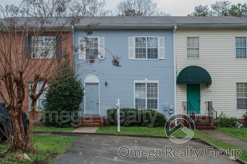 1934 Live Oak Trce - Photo 2 of 48