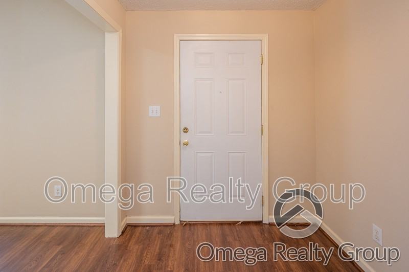 1934 Live Oak Trce - Photo 6 of 48