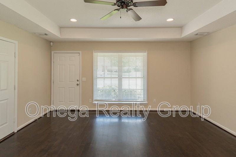 13865 Roanoke Dr - Photo 6 of 40