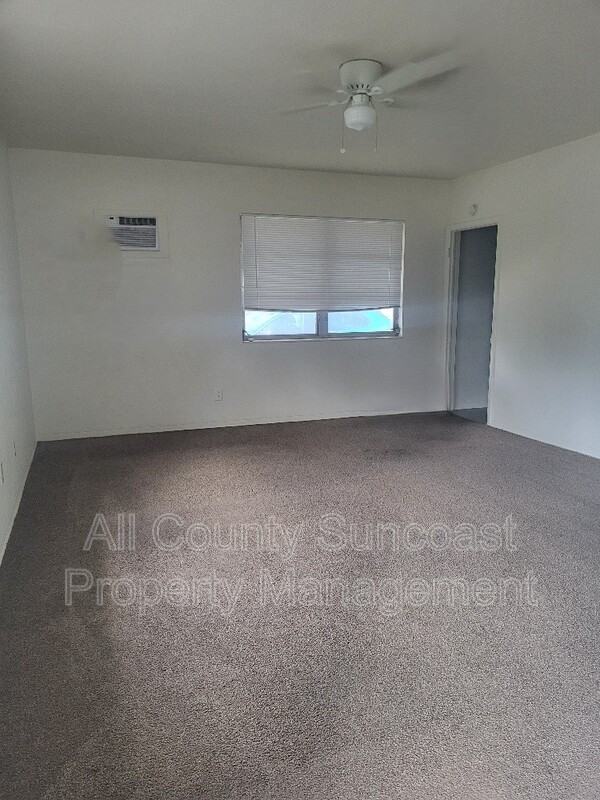 4621 17th Ave N - Photo 4 of 10