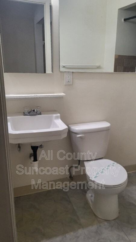 4621 17th Ave N - Photo 7 of 10