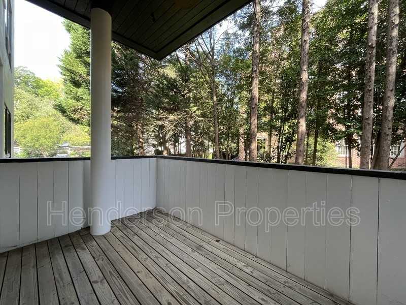 501 Fenton Pl #K - Photo 5 of 37