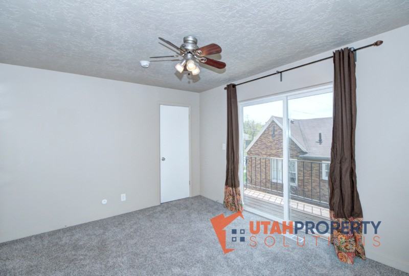 1914 Southeast #B - Photo 6 of 17