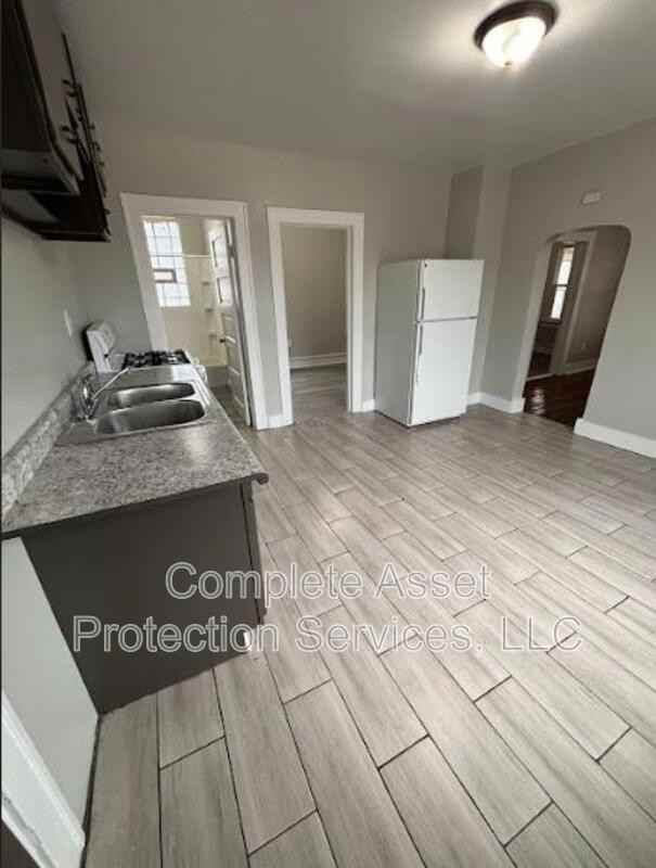 3732 Deodar St - Photo 6 of 12